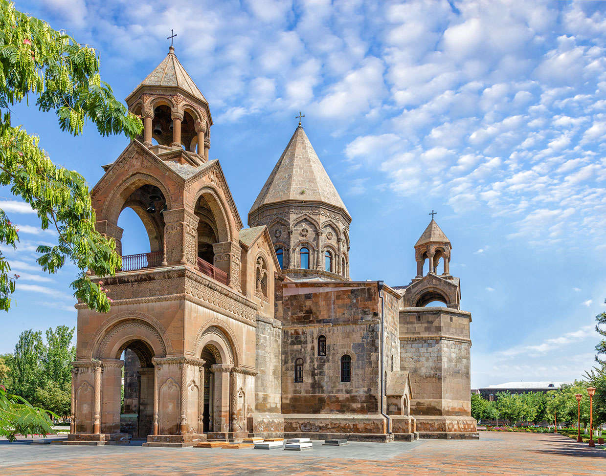 Echmiadzin, Echmiadzin Cathedral